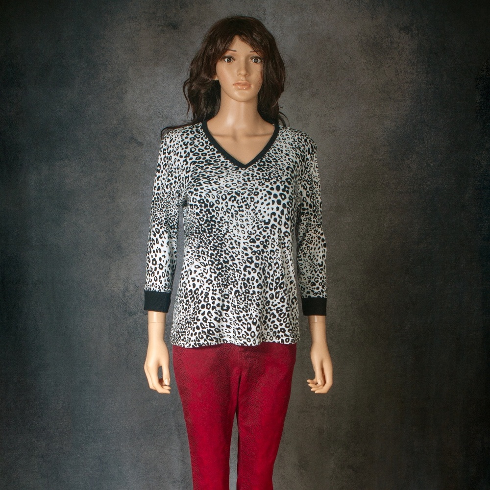 JONES NEW YORK - ANIMAL PRINT - BLACK & WHITE